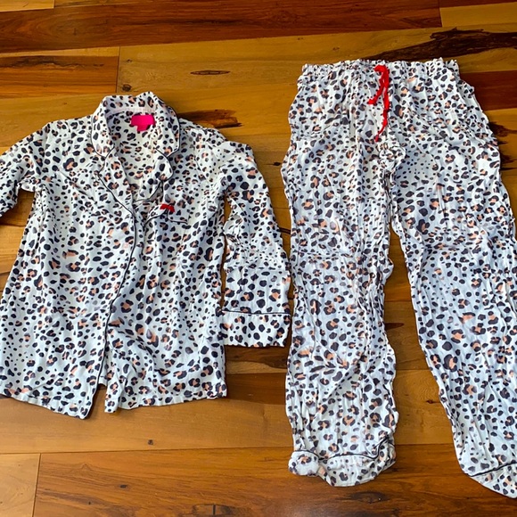 PINK Victoria's Secret Other - NWOT | VICTORIA’S SECRET PINK PJ TOP | SM